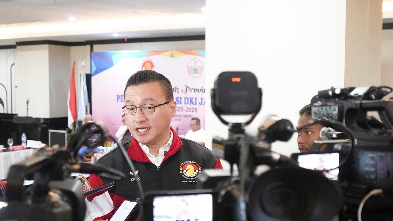 Jakarta Tenggelam Lagi: Saatnya Berpikir Lebih Jauh dari Sekadar Normalisasi Sungai