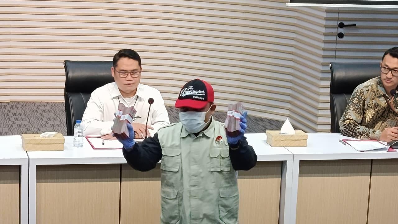 Dibalik Skandal PN Depok: Rantai Gratifikasi Rp 2,5 M yang Mengoyak Keadilan