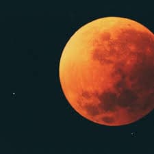 Menyambut Blood Moon 2026: Lebih dari Sekadar Fenomena Langit, Ini Makna dan Dampaknya bagi Kita