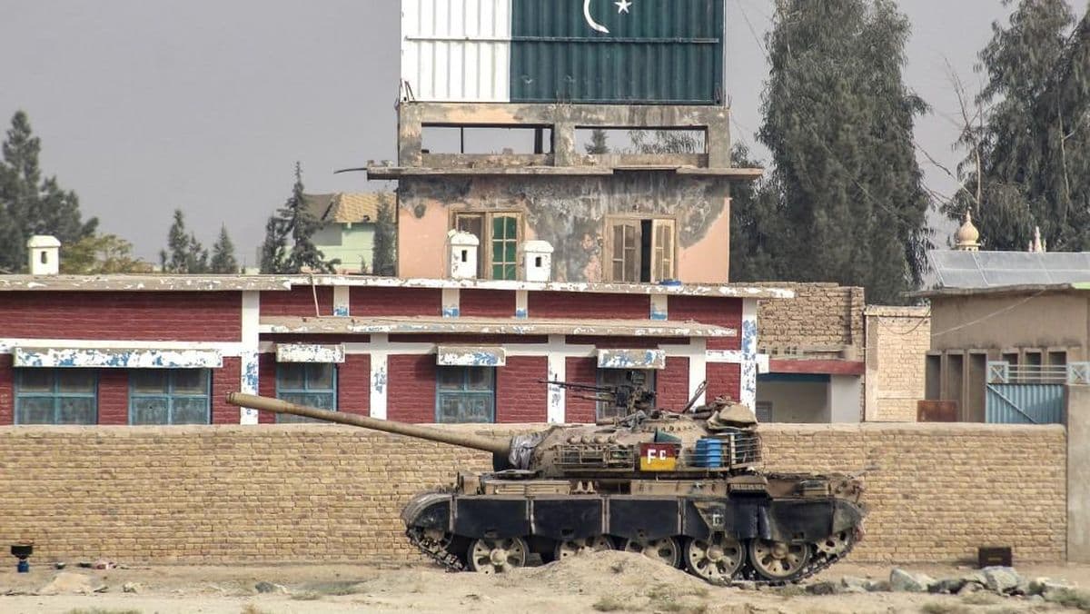 Pesawat Tempur Pakistan Menembus Perbatasan: Analisis Dampak Serangan Udara ke Afghanistan