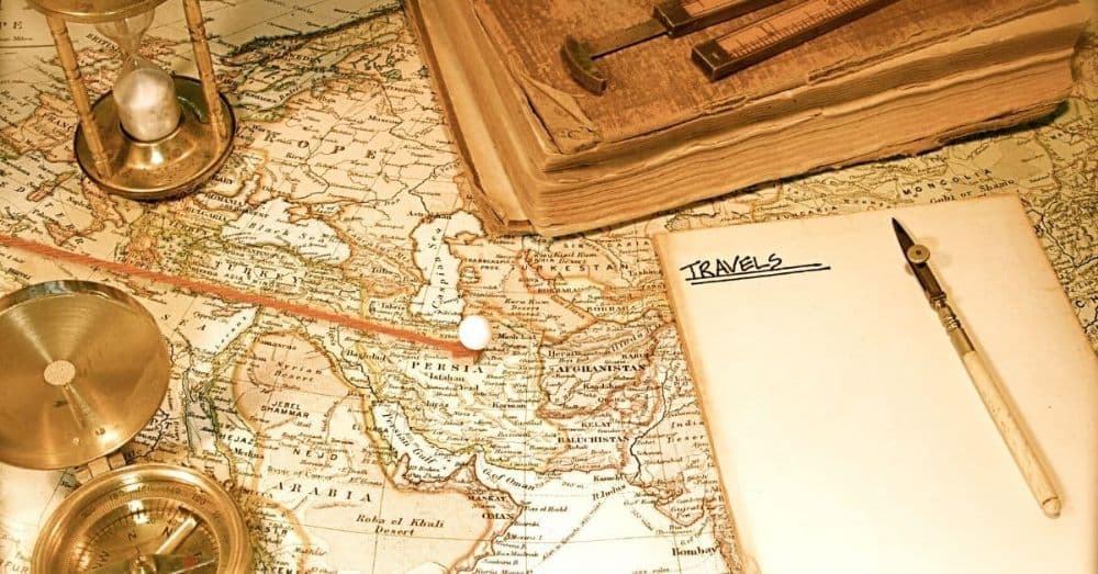 Dari Peti Kayu ke Dompet Digital: Bagaimana Cara Kita Menyimpan Uang Mengubah Cara Kita Hidup