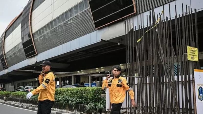 Akhirnya! Tiang Hantu Monorel Jakarta Mulai Dibersihkan, Apa Dampaknya Bagi Warga?
