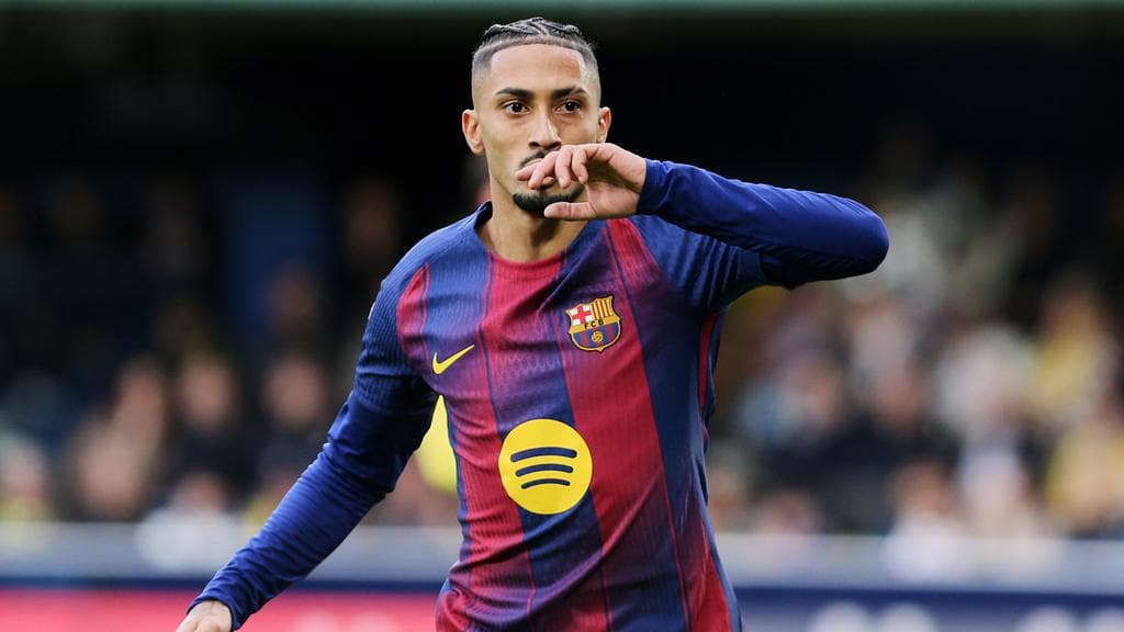 Raphinha Jadi Bintang Malam, Barcelona Tancap Gas di Puncak Klasemen Usai Bantai Sevilla