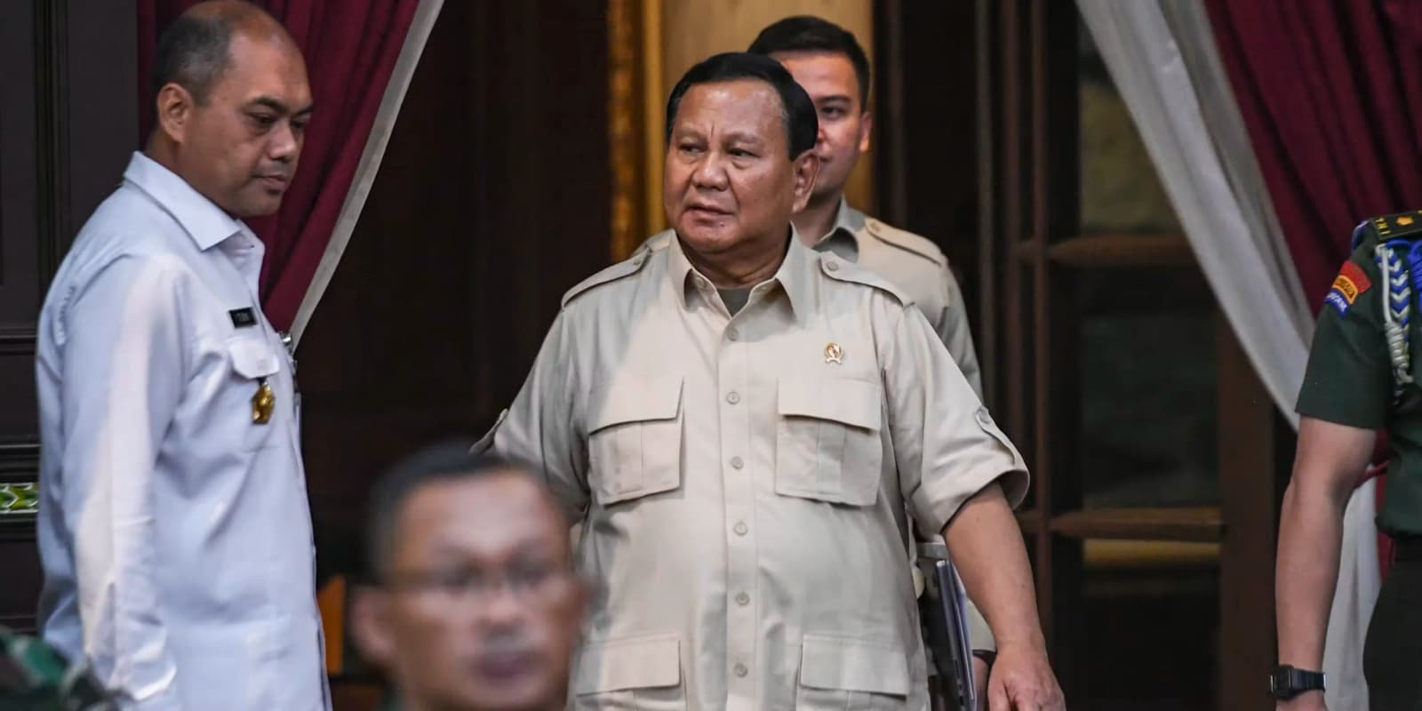 Menjelajah Dinamika Politik Indonesia: Ketika Kartel Kekuasaan dan Pragmatisme Berkuasa